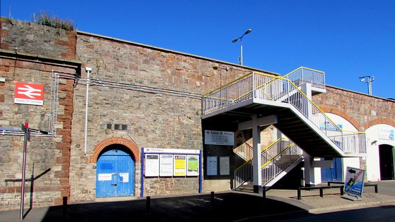 Exeter St Thomas station access