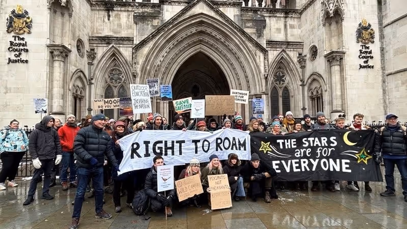 High Court rally, July 2023