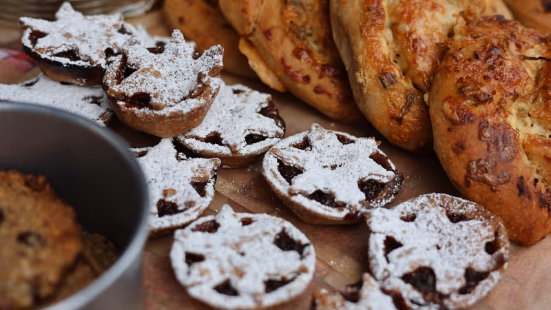 Exeter Quayside Farmers Market mince pies